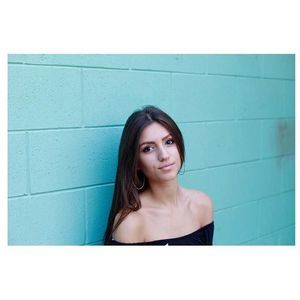 Meet your Posher, Vanja